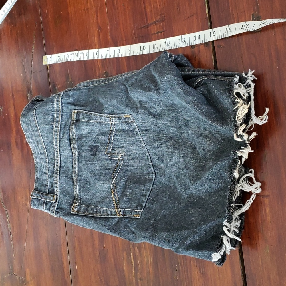 Free with bundle. Jeans that were cut into shorts - Picture 1 of 7
